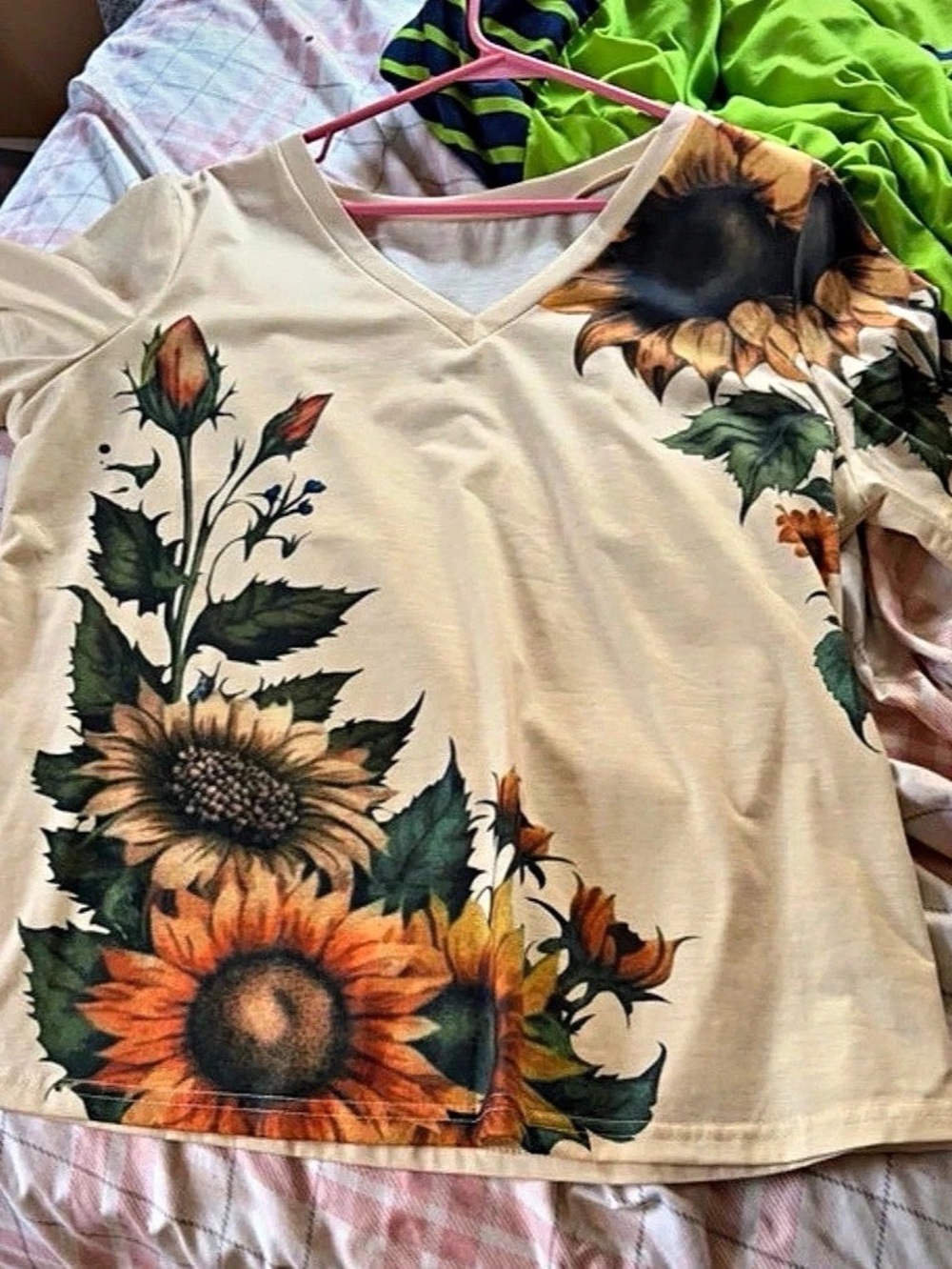 Floral Short Sleeve Top in Cream Size XL